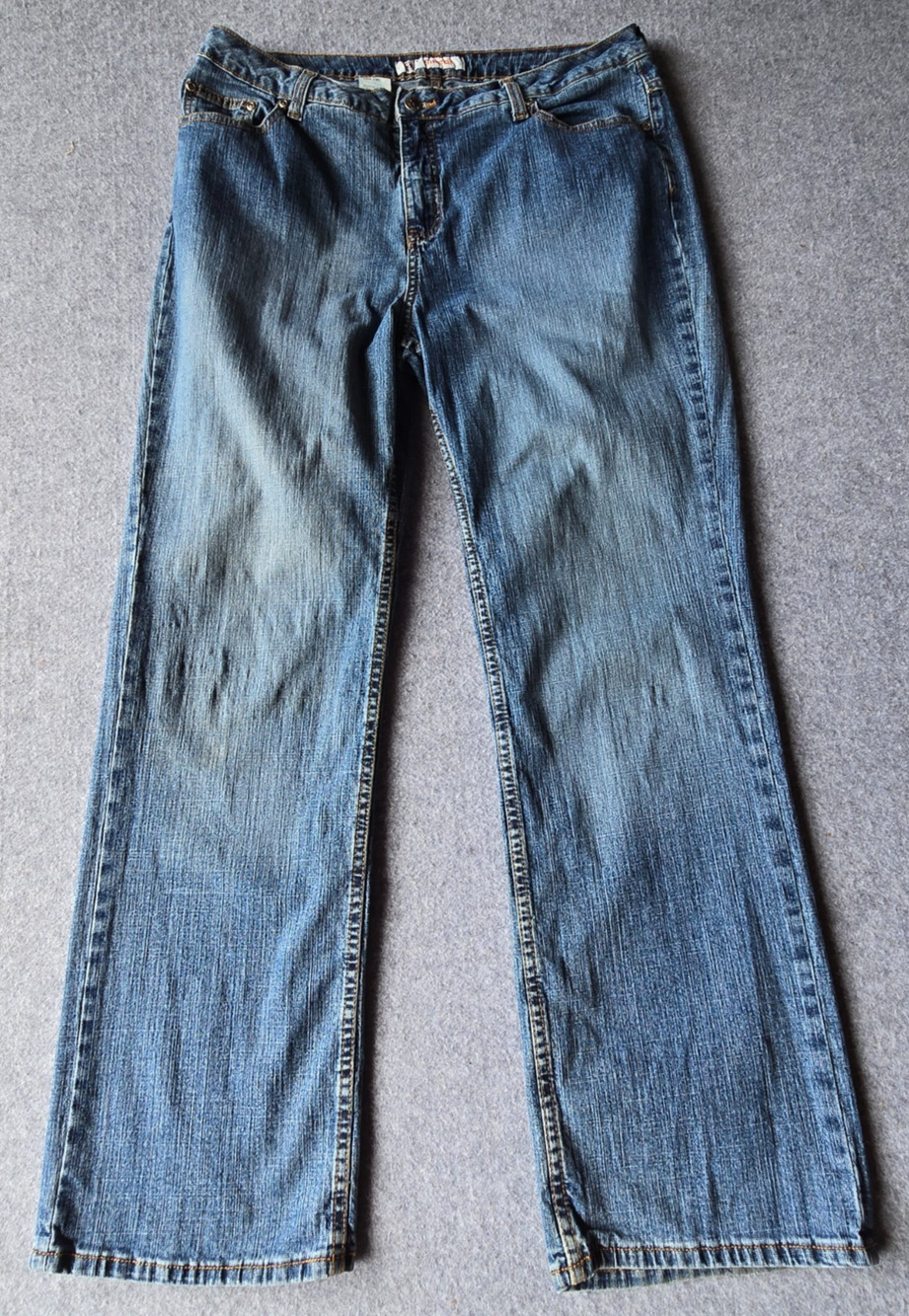 Faded Glory Women's Jeans Classic Stretch Straight Leg Size 18W AVG (36"x30")
